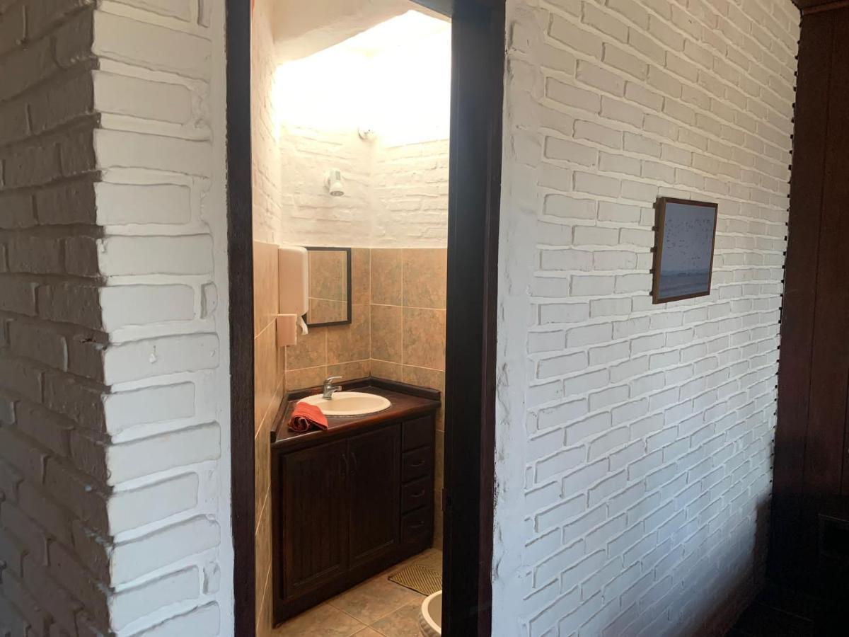 Piedra Alta Hostel & Suites La Pedrera Eksteriør bilde
